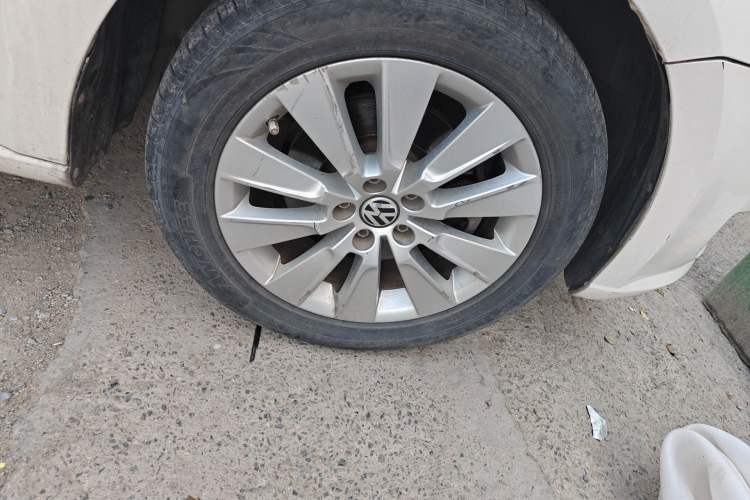 Used Volkswagen Lavida 2013 Restyled Classic 1.6L Automatic Comfort Edition