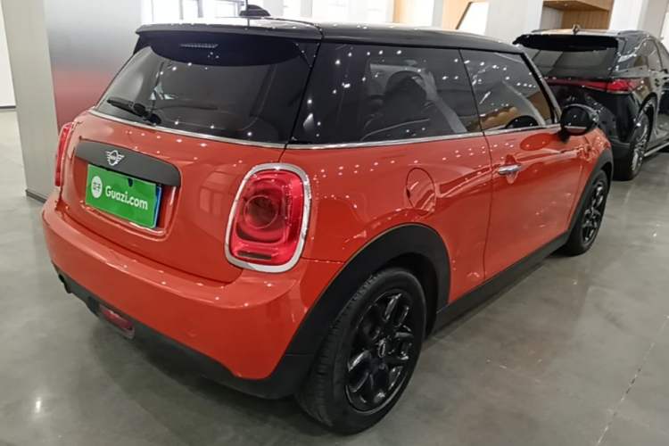 Used MINI 2018 1.5T ONE
