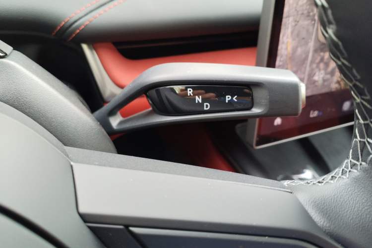 Used Xiaomi Auto SU7 2024 Rear-Drive Long-Range Intelligent Driving Version
