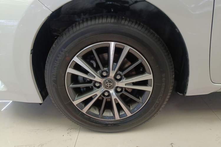 Used Toyota Levin 2016 1.6G CVT Elite Edition Left Front Wheel Hub