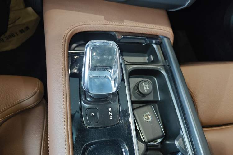 Used Volvo S90 2021 B5 Zhiyuan Luxury Edition Gear Lever