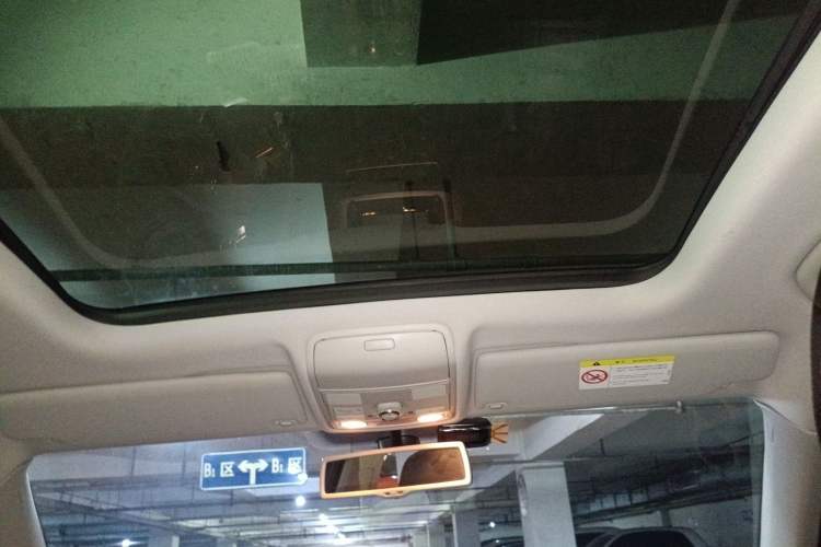 Used Volkswagen Tiguan L 2015 2.0 TSI Automatic All-Wheel Drive Luxury Edition