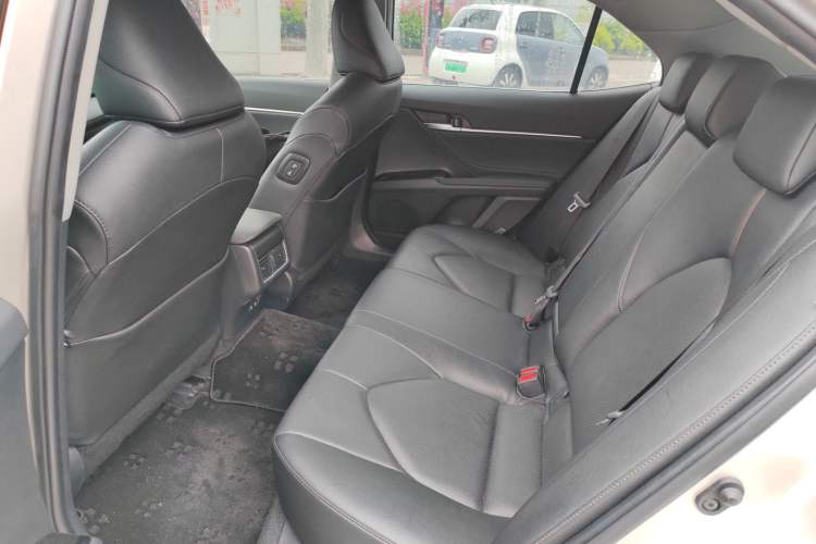 Used Toyota Camry 2021 2.0G Luxury Edition Left Rear Seat