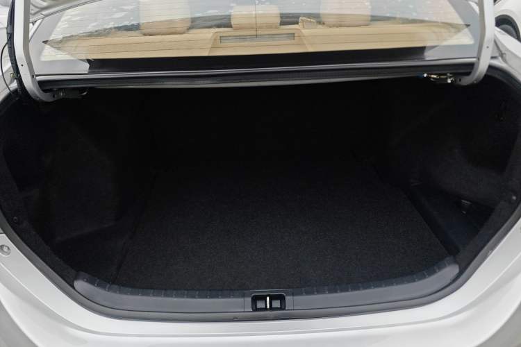 Used Toyota Corolla 2014 1.6L CVT GL-i
