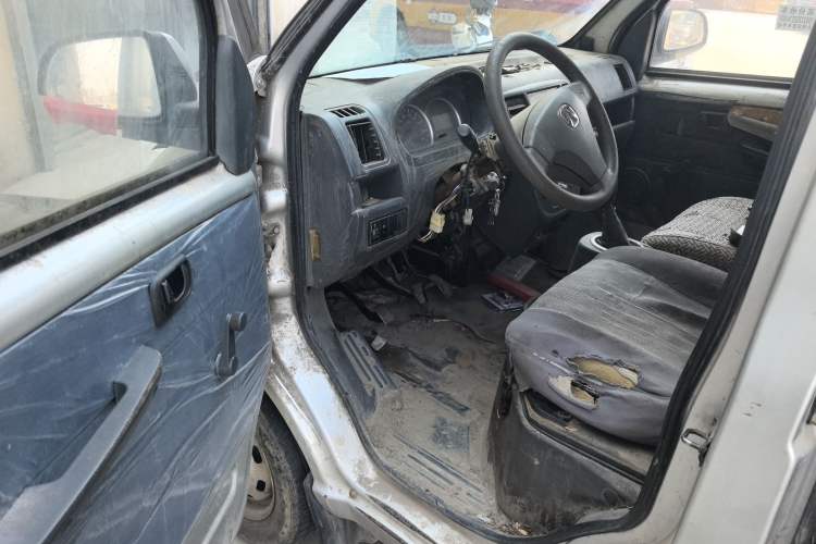 Used BAIC Weiwang 306 2011 1.3L base model 7 seats
