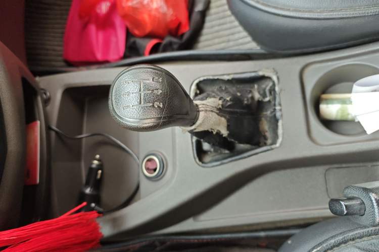 Used Wuling Hongguang 2016 1.5L S Comfort Version Gear Lever