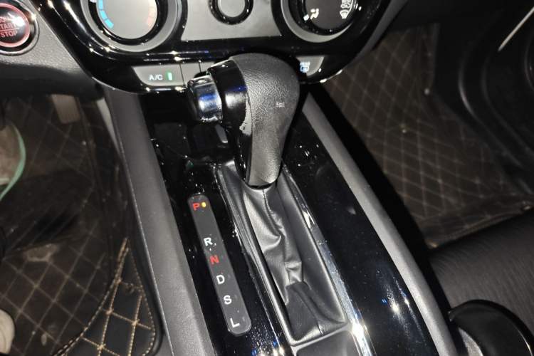 Used Honda Vezel 2020 1.5L CVT Luxury Edition