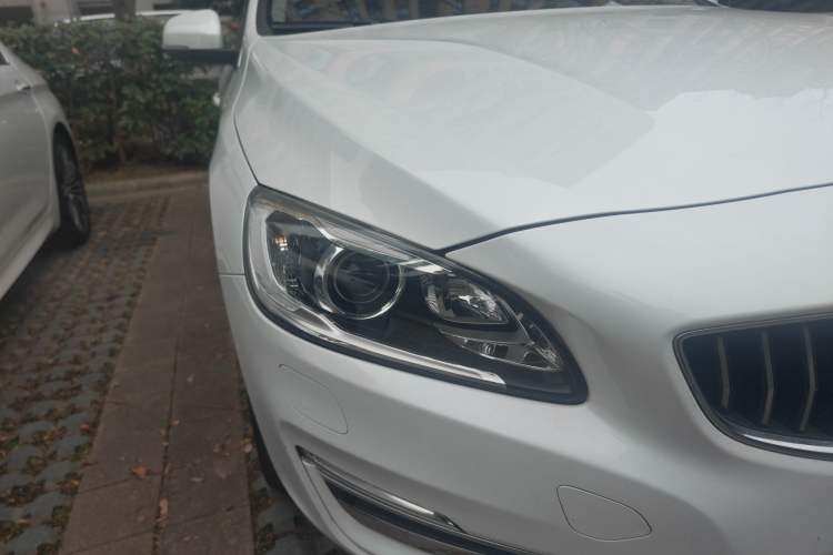 Used Volvo S60 2018 S60L T4 Smart & Ambitious Edition
