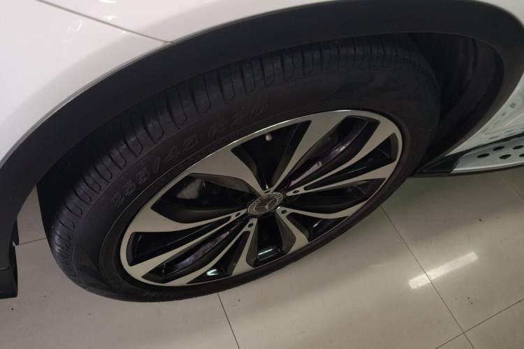 Used Mercedes-Benz GLC Coupe 2017 GLC 260 4MATIC Coupe SUV Left Front Wheel Hub