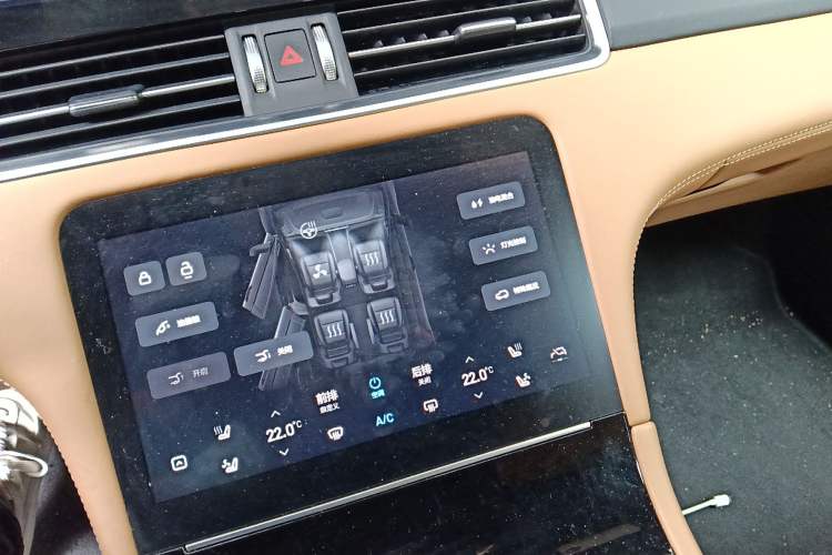 Used Li Auto ONE 2021 Extended-Range 6-Seater Version Audio And AC Panel