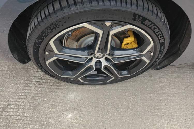 Used Xiaomi Auto SU7 2024 Rear-Drive Ultra-Long Range Advanced Pro-Level Intelligent Driving Version