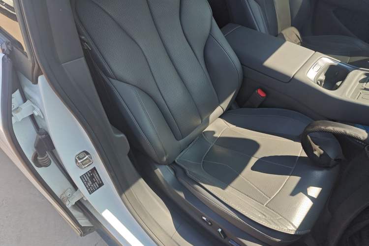 Used XPeng P7+ 2024 Long-Range Max Right Front Seat