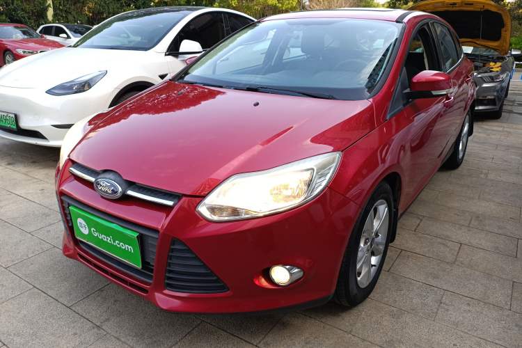Used Ford Focus 2012 Hatchback 1.6L Automatic Fashion Edition