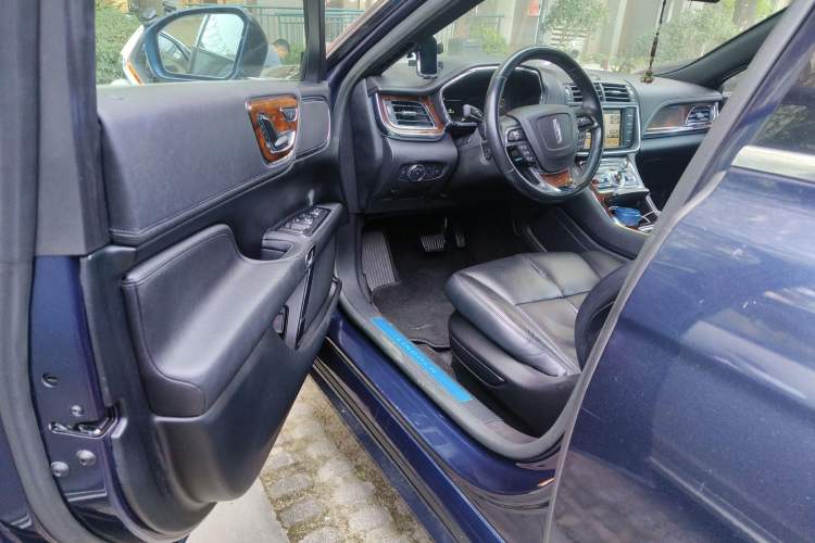 Used Lincoln Continental 2017 2.0T Two-Wheel-Drive Luxury Edition Driver Seat