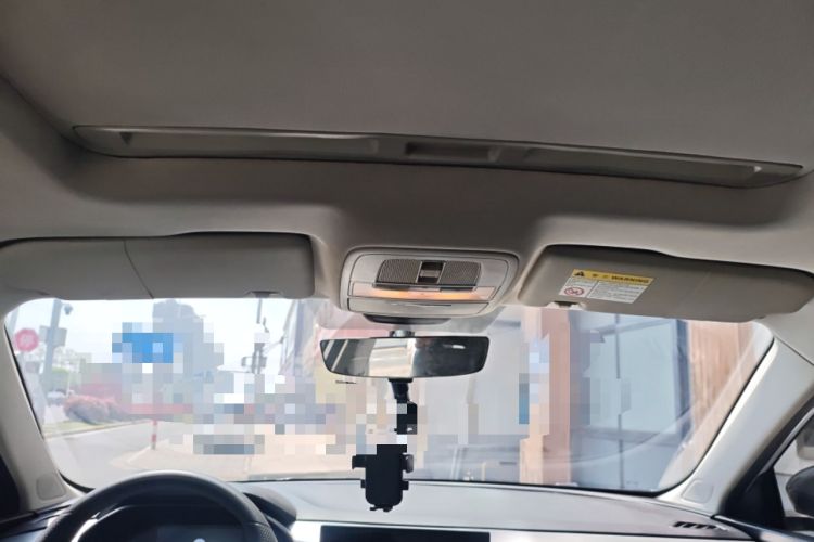 Used Roewe i5 2021 Revised Version 1.5L CVT Diamond Edition Headliner