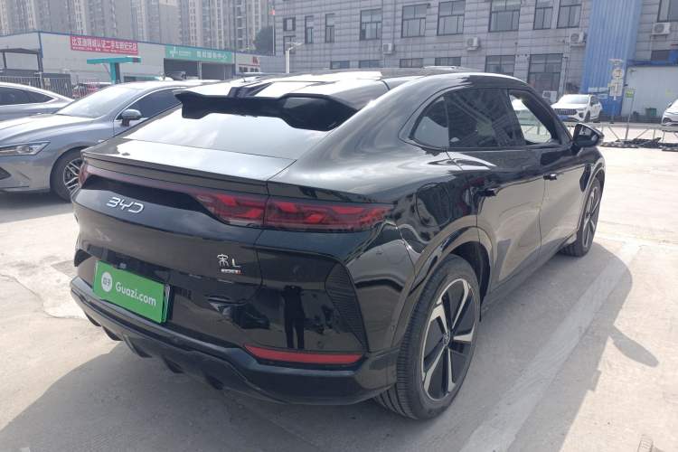 Used BYD Song L EV 2025 Intelligent Driving Version 662 km LiDAR Excellence Edition
