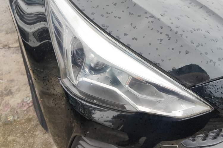 Used Haval M6 2019 1.5T Manual Two-Wheel Drive Elite Version China V Standard

