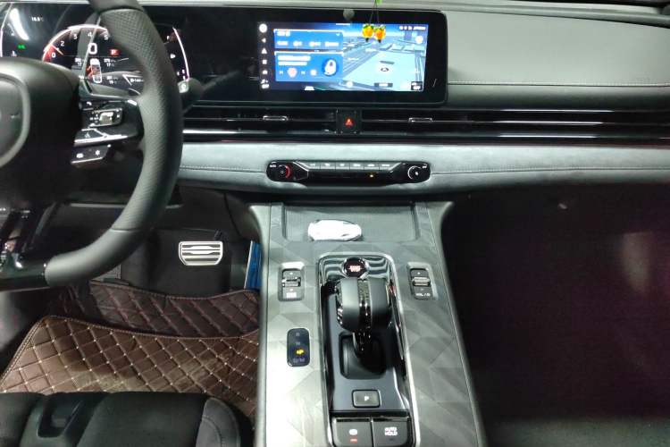 Used GAC Trumpchi EMPOW 2024 400T Automatic Yingbao R PRO Edition
