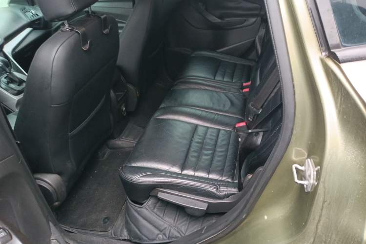 Used Ford Kuga 2013 1.6L GTDi Two-Wheel-Drive Comfort Model Left Rear Seat