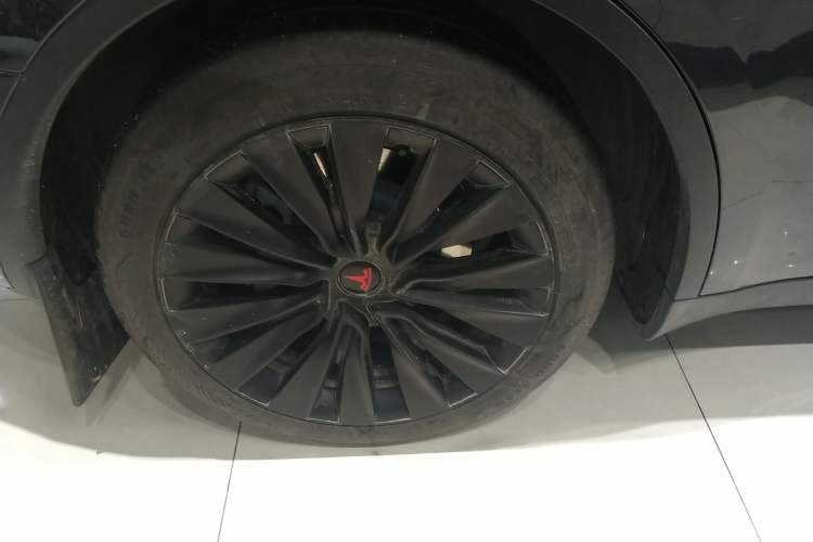 Used Tesla Model Y 2024 Rear-Wheel-Drive Version
