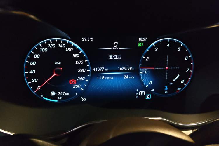 Used Mercedes-Benz GLC 2020 Facelift GLC 260 L 4MATIC Luxury Edition Odometer Close Up