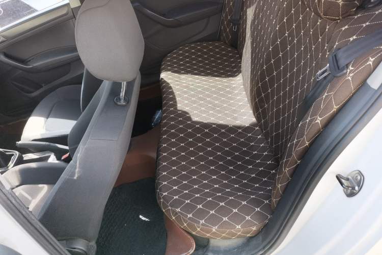 Used Volkswagen Santana 2013 1.4L Manual Fashion Edition
