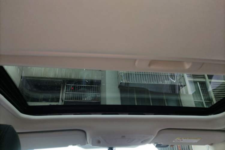 Used Ford Focus 2015 Sedan 1.6L Automatic Trend Model Headliner