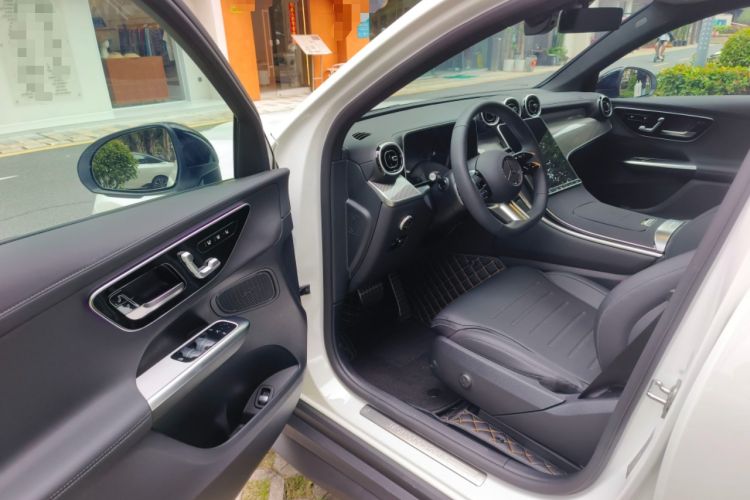 Used Mercedes-Benz GLC Coupe 2026 GLC 260 4MATIC Coupe SUV