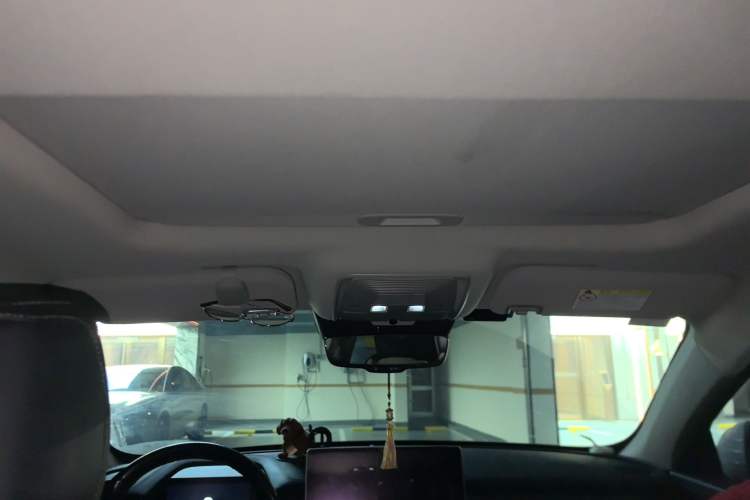 Used BYD Qin Pro New Energy 2018 DM 1.5TI Automatic Smart Connect Elite Model Headliner