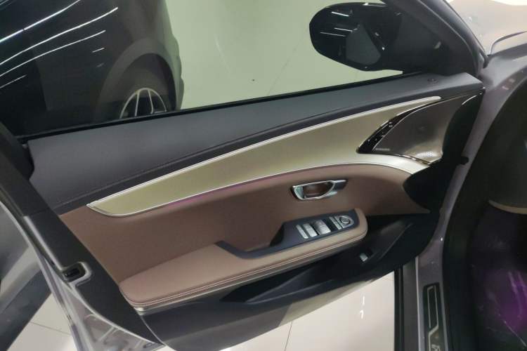 Used BYD Han 2025 DM-i Smart Drive 125KM Prestige Model