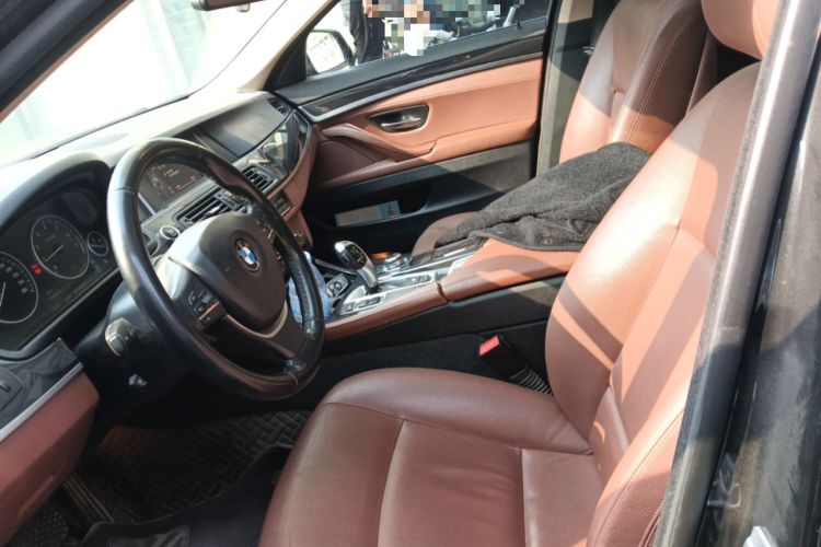 Used BMW 5 Series 2017 520Li Elegant Edition
