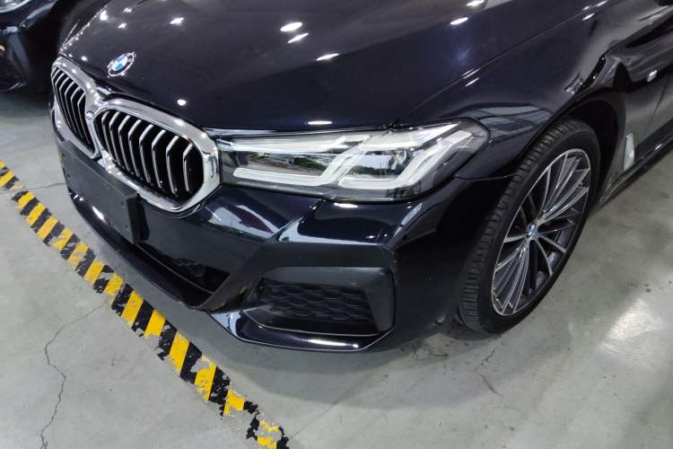 Used BMW 5 Series 2021 Facelifted 530Li Leading Edition M Sport Package Left Front Headlight