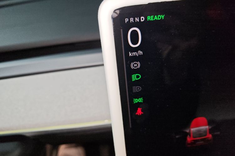 Used Tesla Model Y 2023 Long-Range All-Wheel-Drive Version Instrument Cluster