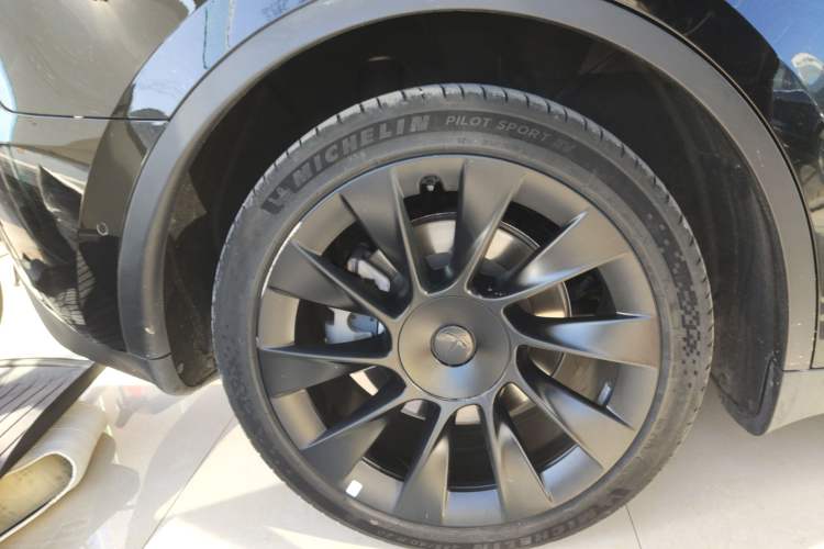 Used Tesla Model Y 2022 Revised Version Long-Range All-Wheel Drive