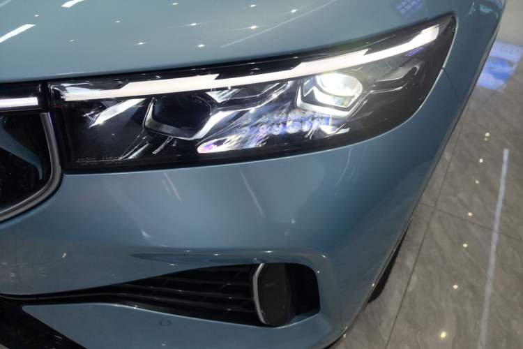 Used VOYAH FREE 2021 Four-Wheel Drive All-Electric First Edition Commemorative Edition Exclusive Luxury Package Left Front Headlight