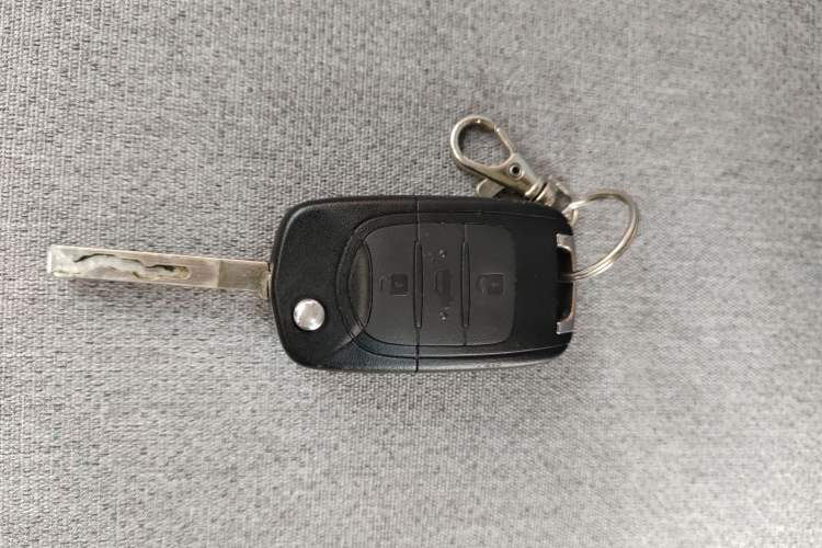 Used Wuling Hongguang MINIEV 2021 Macaron Fashion Model Lithium Iron Phosphate Vehicle Key