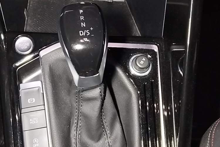 Used Volkswagen Tayron 2021 330TSI Two-Wheel Drive Luxury Smart Connectivity Version