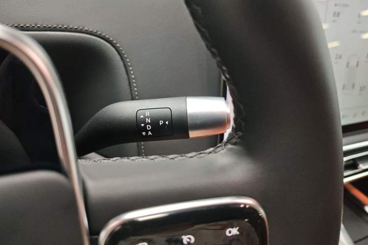Used Li Auto L9 2025 Ultra Smart Refreshed Edition Gear Lever