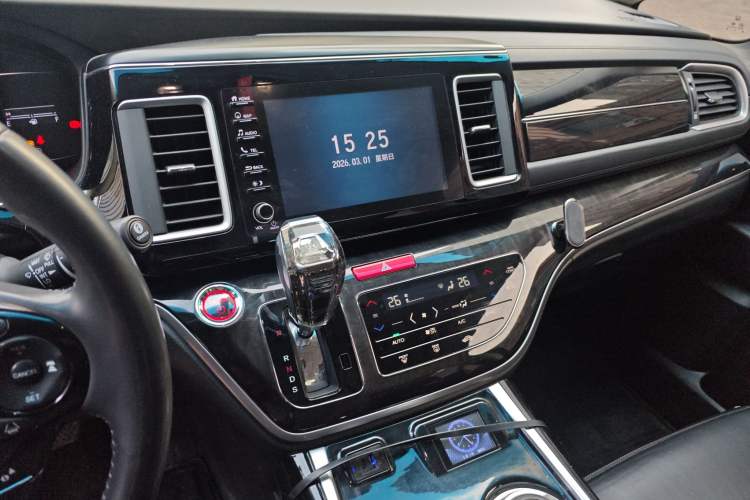 Used Honda Elysion 2019 2.0L Hybrid Supreme Edition