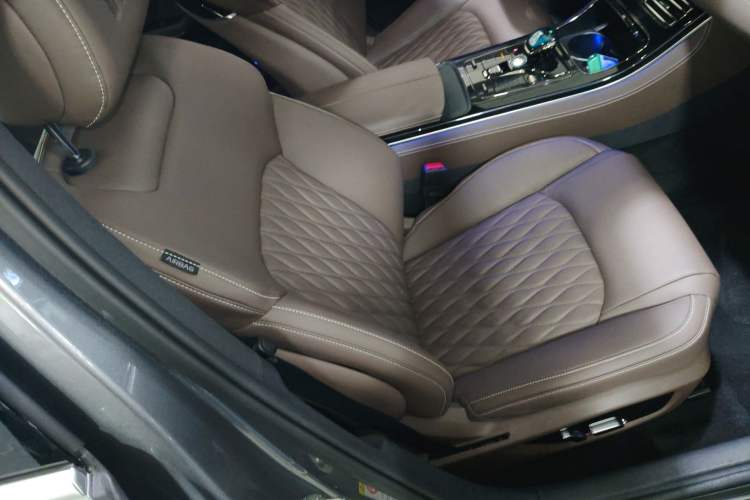 Used BYD Han 2022 DM-i 121KM Prestige Model
