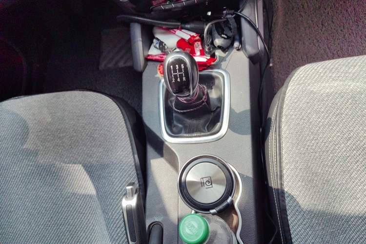 Used Geely Auto Vision X6 2016 1.8L Manual Luxury Model