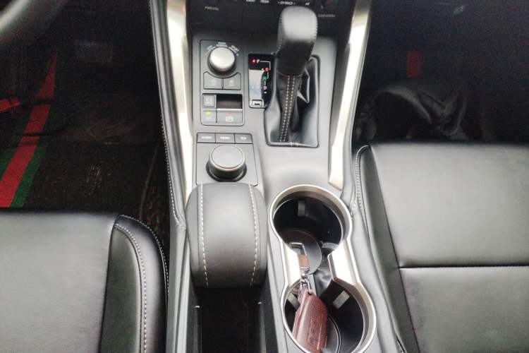 Used Lexus NX 2015 200 Front-Wheel Drive X-Trail SE Edition