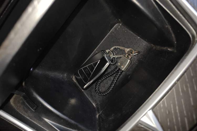 Used Venucia V DD-i 2023 110 km iE Version
