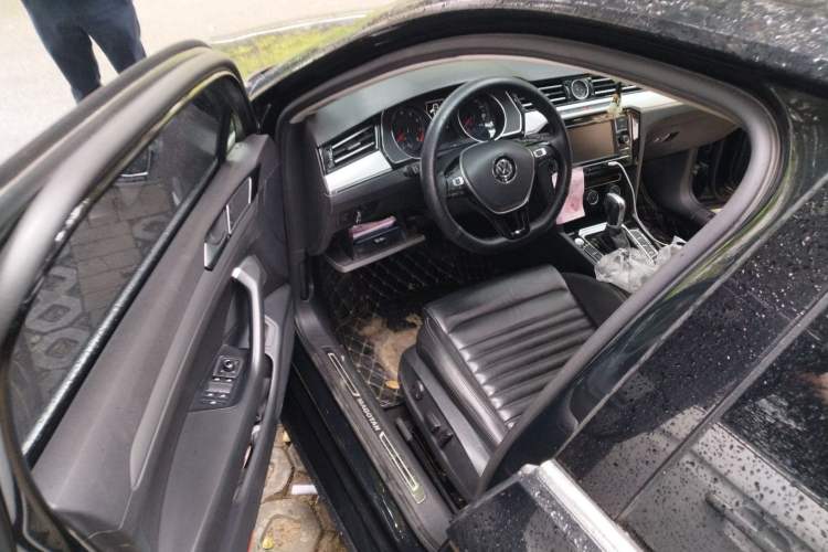 Used Volkswagen Magotan 2018 330TSI DSG Advanced Model