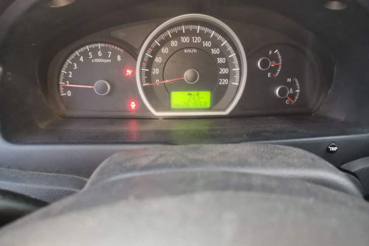 Used Kia Sportage 2011 2.0L Manual Two-Wheel-Drive GLS Odometer Close Up