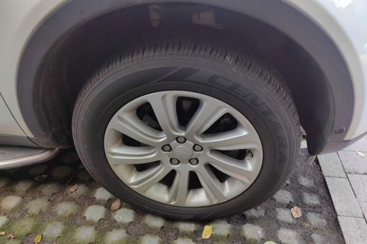 Used Land Rover Discovery Sport 2018 240 PS SE Version
