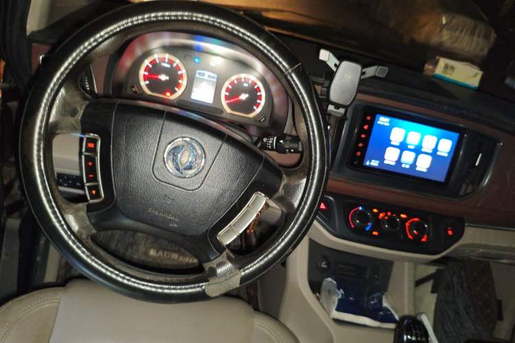 Used FORTHING Lingzhi 2017 M5 1.6L Luxury Model