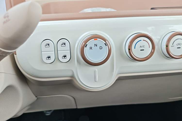 Used Bestune Pony 2026 Model 222km Agile Horse Gear Lever