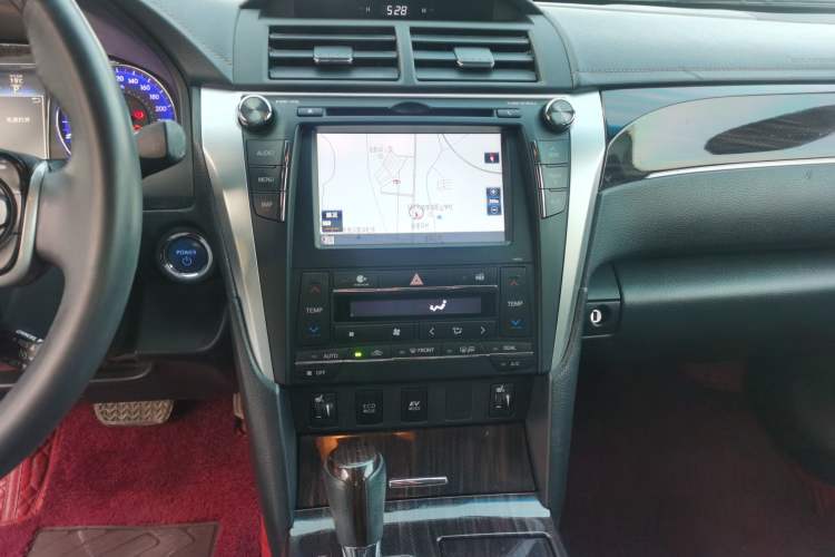 Used Toyota Camry 2016 Dual-Engine 2.5 HG 10th Anniversary Deluxe Navigation Edition