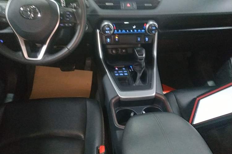 Used Toyota RAV4 2021 2.0L CVT 4x4 Style PLUS Edition